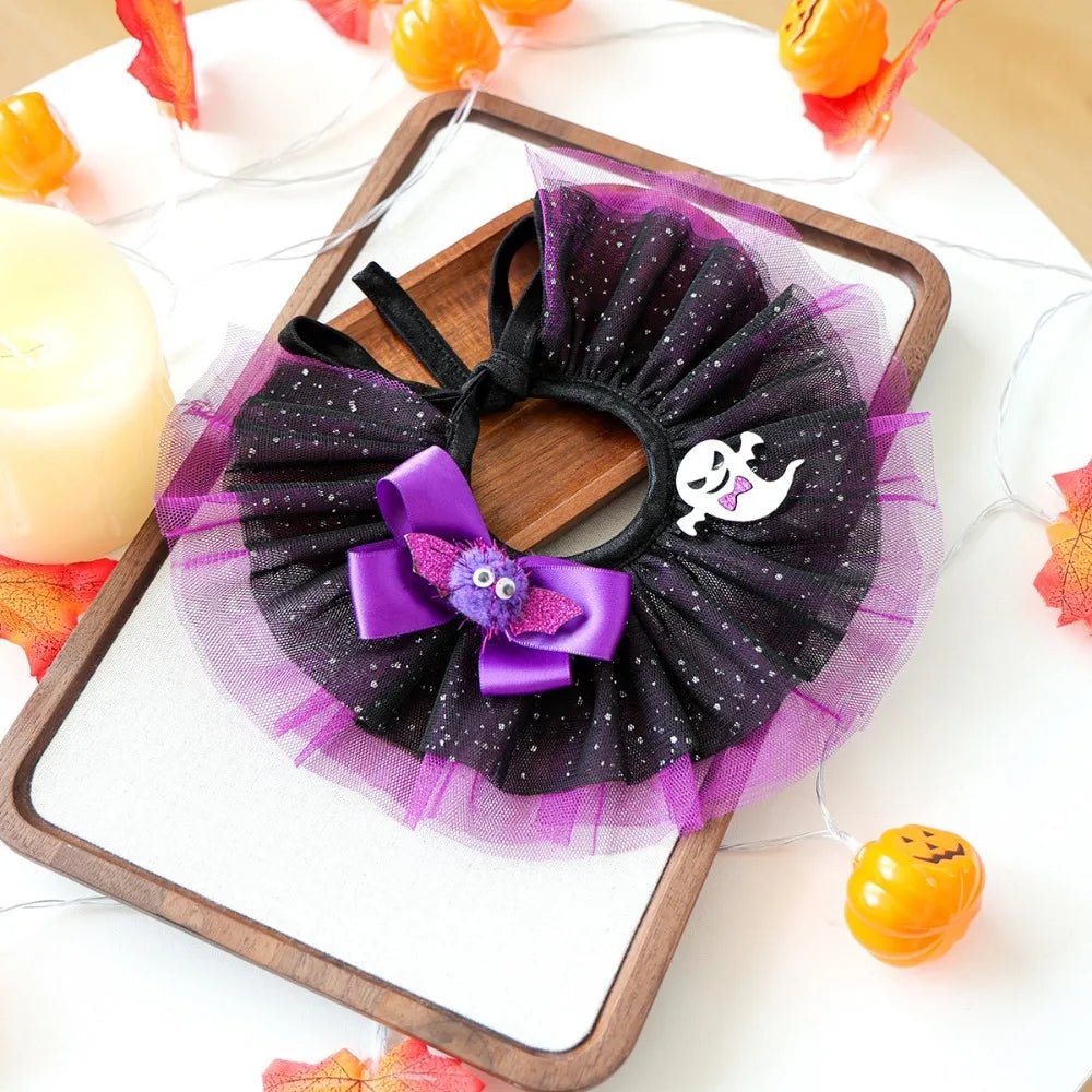 Halloween Hunde- & Katzenhalsband – Verstellbarer Spitzenkragen mit Kürbis, Spinne & Geist 🎃 | Bequemes Party-Accessoire